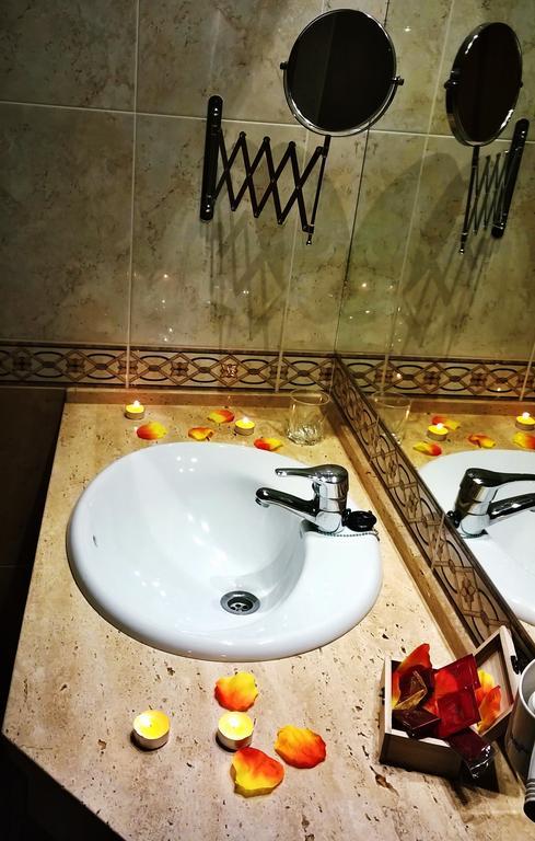 Aph Infanta Mercedes La Bañeza Quarto foto